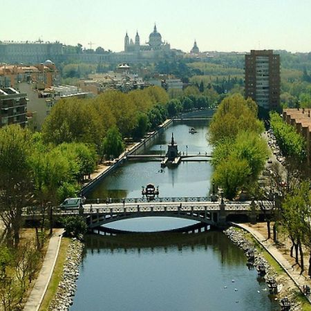 Petit House City Center Madrid Extérieur photo