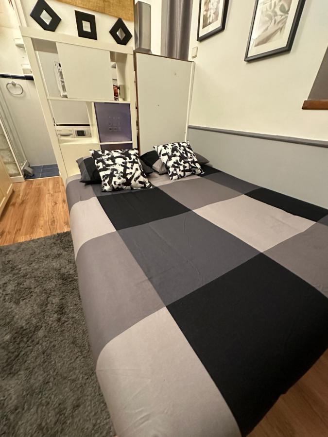Petit House City Center Madrid Extérieur photo